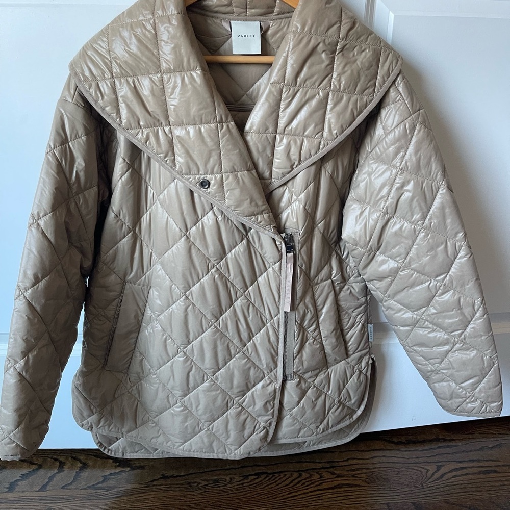 Varley Foster Quilt Jacket size SMALL
